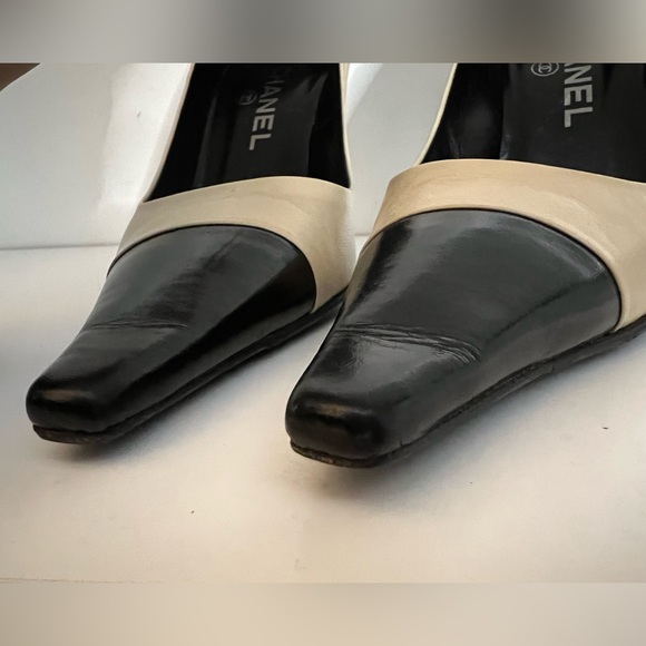 Authentic Classic CC Pumps - Picture 10 of 14